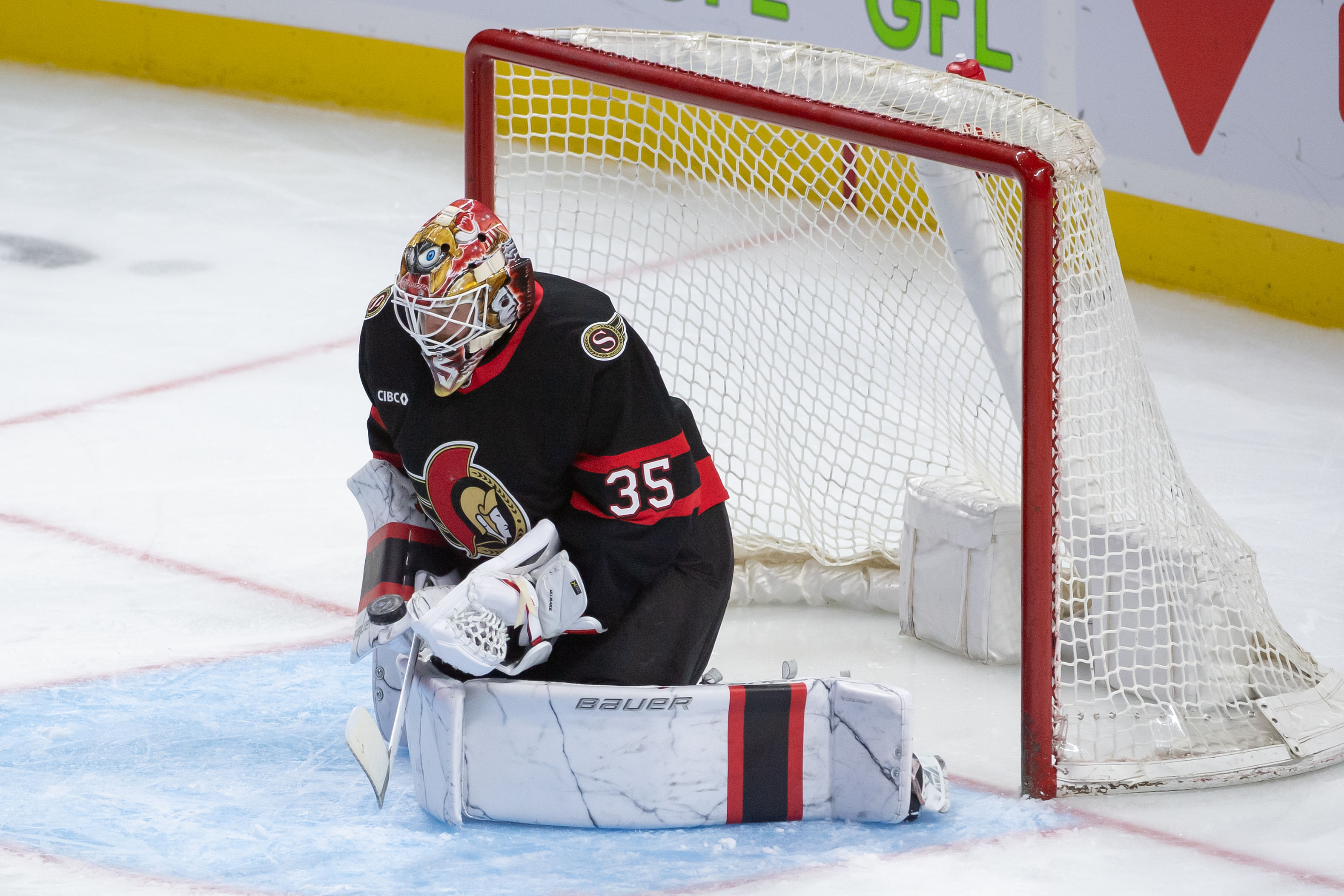 Linus Ullmark has been extended (Imagn)